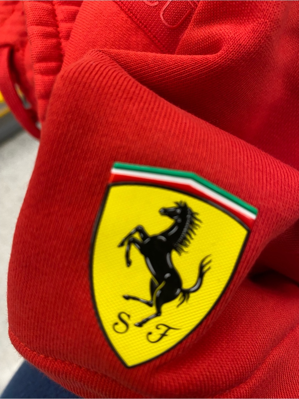 [630184-02] Mens Puma FERRARI RACE SWEATSHORTS new - Picture 3 of 4
